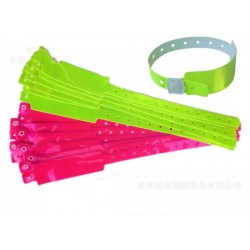 Custom fluorescent color PVC wrist band bar fluorescent bracelet nightclub fluorescent wristband concert wristband
